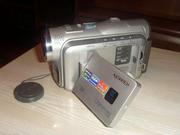 Продаю цифровую видеокамеру Samsung VP-D105i (MiniDV)